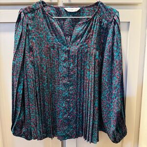 Nine West Pleated Long Sleeve Button Down Blouse in Teal Dizzy Dots Small